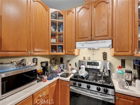 712 E Washington Ave , Orange, CA
