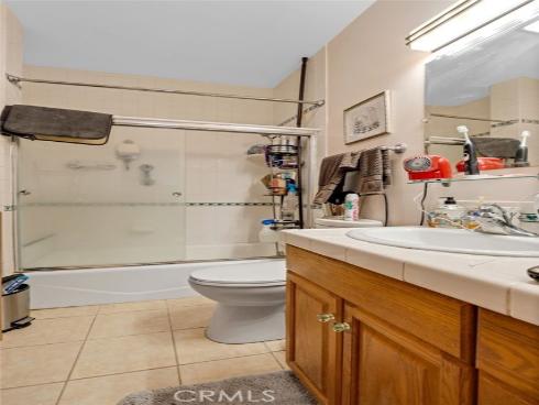 712 E Washington Ave , Orange, CA