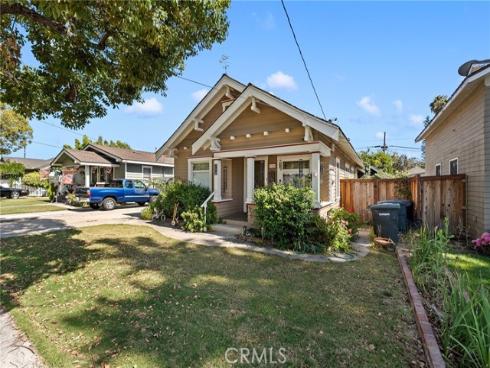 712 E Washington Ave , Orange, CA