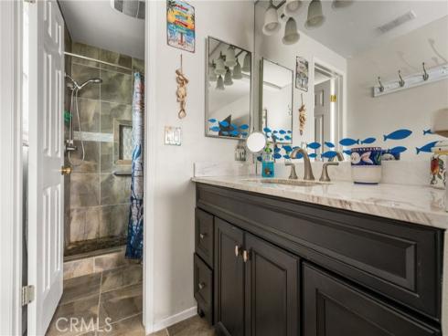 915 E La Veta Avenue , Orange, CA
