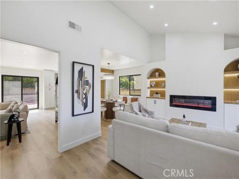 155 S Lincoln , Orange, CA
