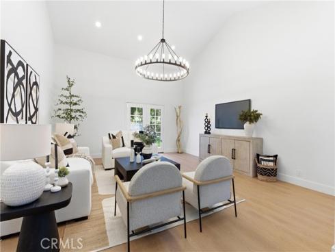 2148 E Onyx , Orange, CA