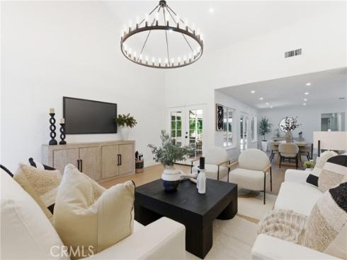 2148 E Onyx , Orange, CA