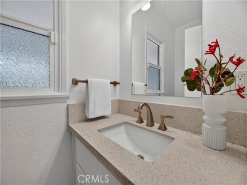 1030 E Oakmont  , Orange, CA
