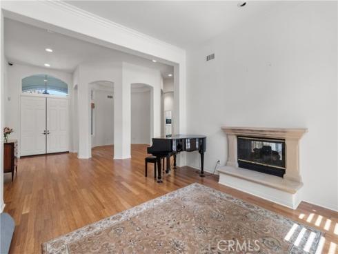 935 N Big Sky , Orange, CA