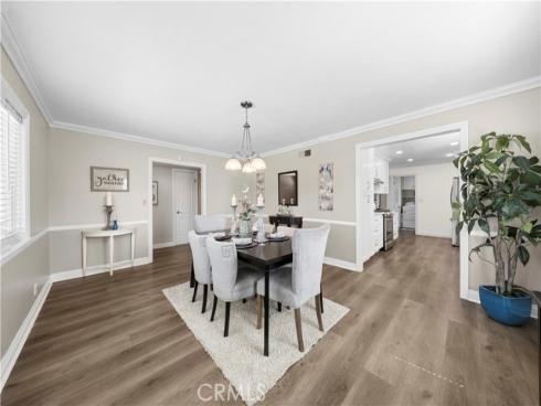 402 E Hoover Avenue, Orange, CA