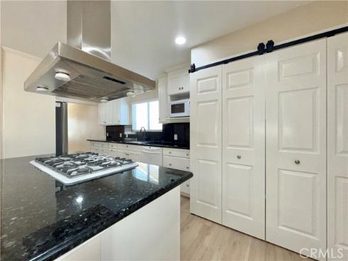 2331 E Adams , Orange, CA