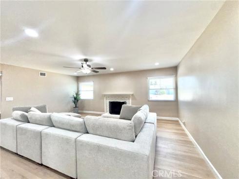 2331 E Adams , Orange, CA