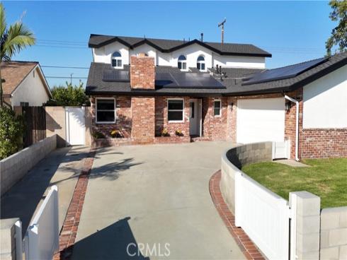 2331 E Adams , Orange, CA