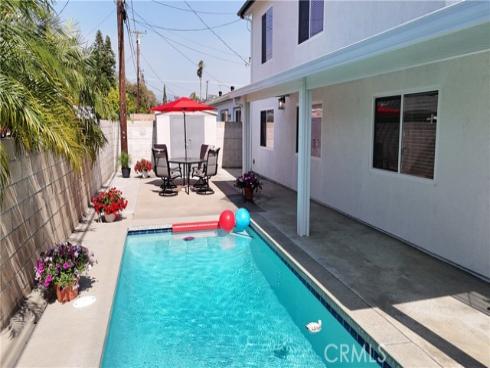 2331 E Adams , Orange, CA