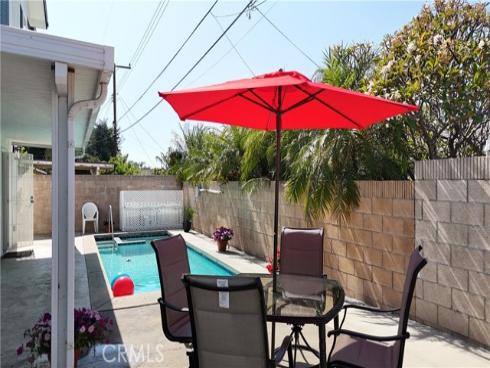 2331 E Adams , Orange, CA