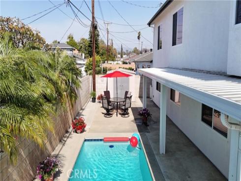 2331 E Adams , Orange, CA