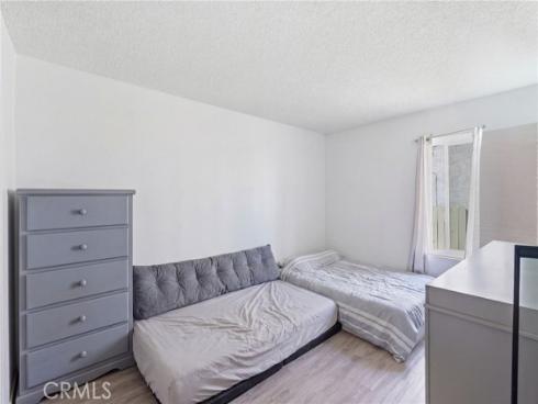 700 W La Veta  , Orange, CA