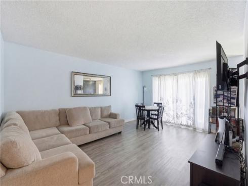700 W La Veta  , Orange, CA