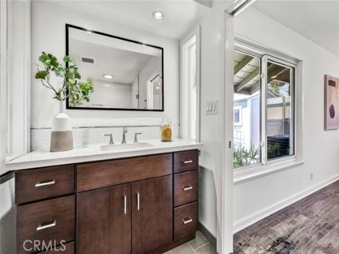 1220 E Adams Avenue, Orange, CA