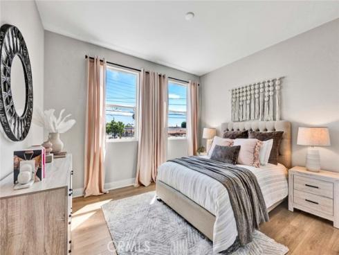 1001 E Overlook Drive, Orange, CA