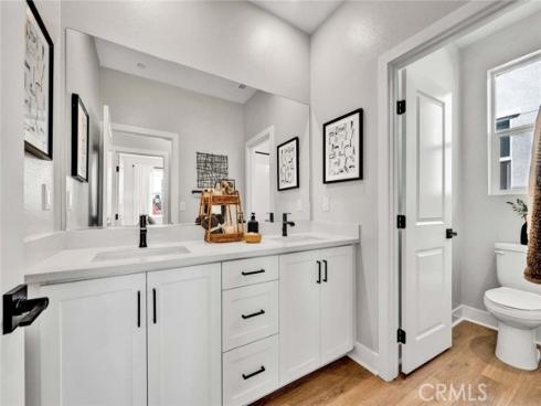1001 E Overlook Drive, Orange, CA