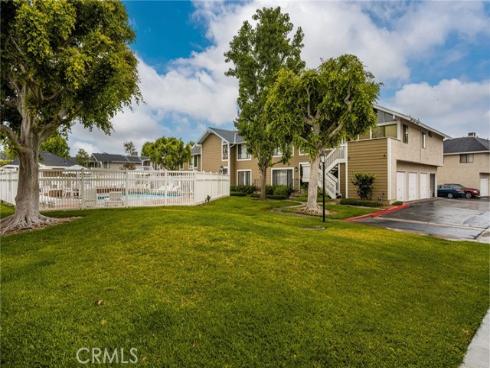 700 W Walnut  46 , Orange, CA