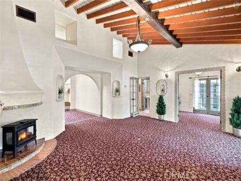 1324 E Chapman , Orange, CA