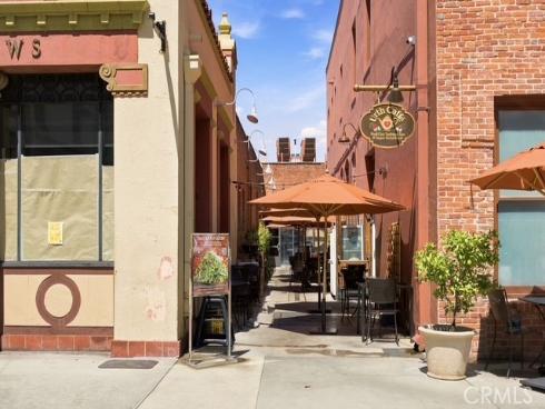 1324 E Chapman , Orange, CA