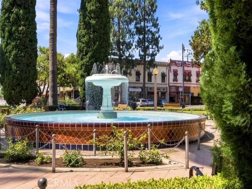 1324 E Chapman , Orange, CA