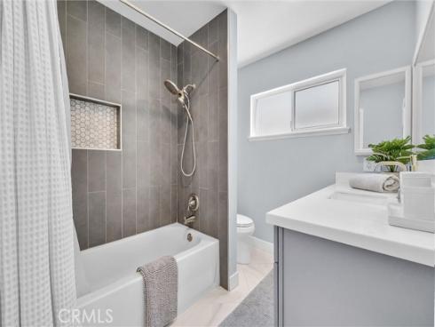 401 N Sacramento Street, Orange, CA