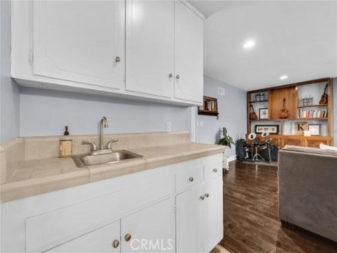 745 E Barkley Avenue, Orange, CA