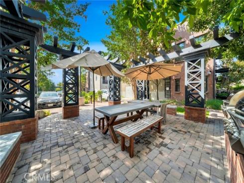 563 W Maple   Avenue, Orange, CA
