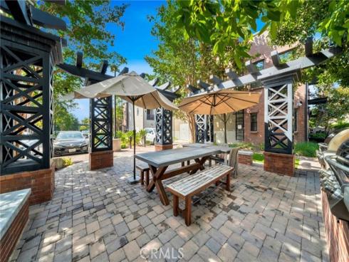 563 W Maple   Avenue, Orange, CA