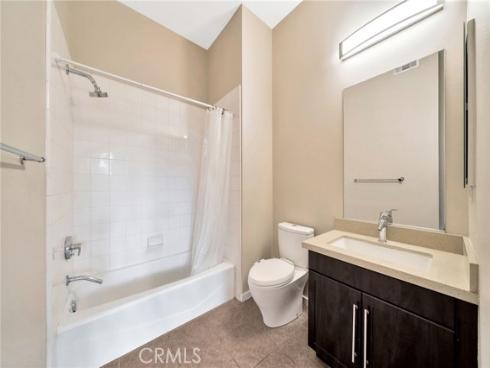 563 W Maple Avenue, Orange, CA