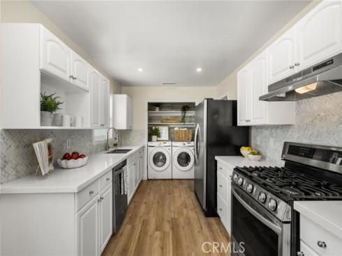 944 W Acacia Avenue, Orange, CA
