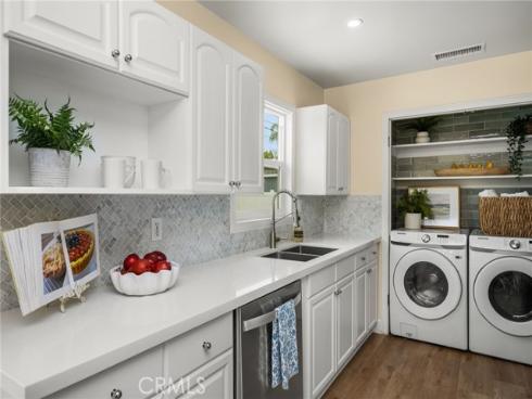 944 W Acacia Avenue, Orange, CA