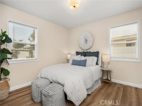 944 W Acacia Avenue, Orange, CA