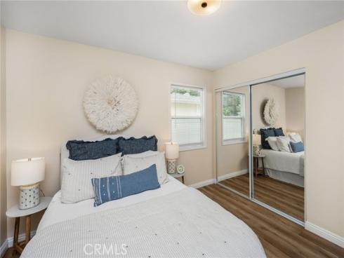 944 W Acacia Avenue, Orange, CA