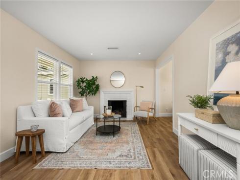 944 W Acacia Avenue, Orange, CA