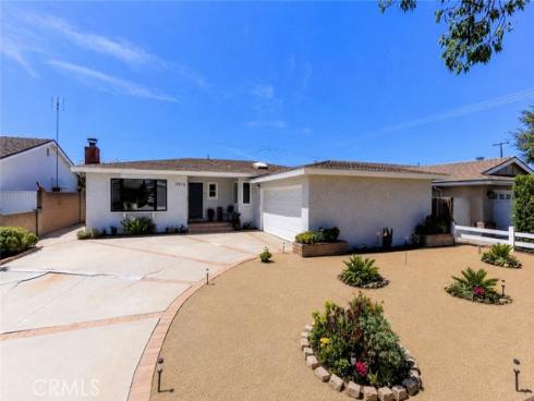 2516 E Quincy  , Orange, CA