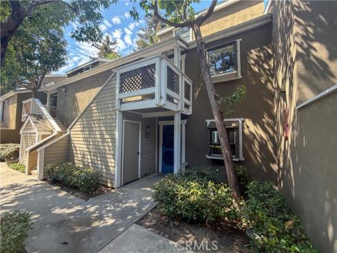 700 E. Lake 67