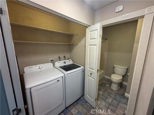 700 E Lake  67 , Orange, CA