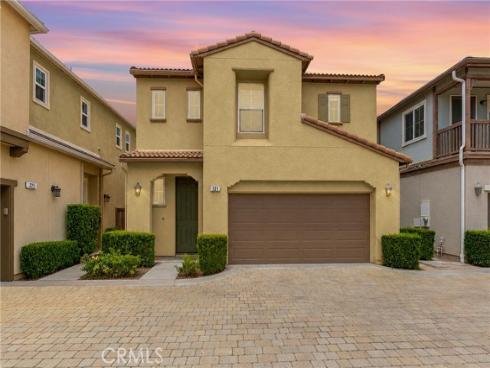 223 Sparkleberry Avenue, Orange, CA