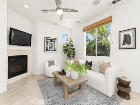 223 Sparkleberry Avenue, Orange, CA