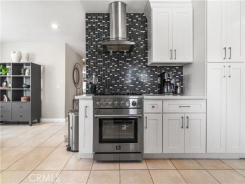 702 E Cumberland , Orange, CA
