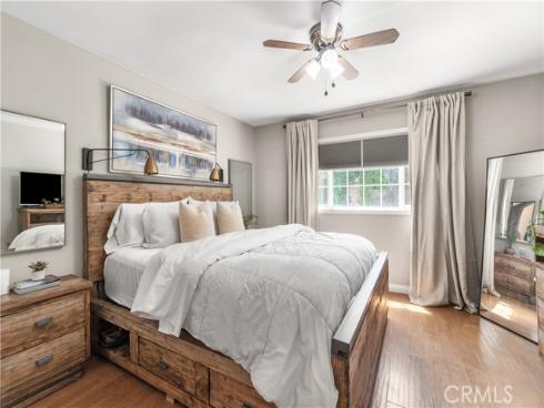 702 E Cumberland , Orange, CA