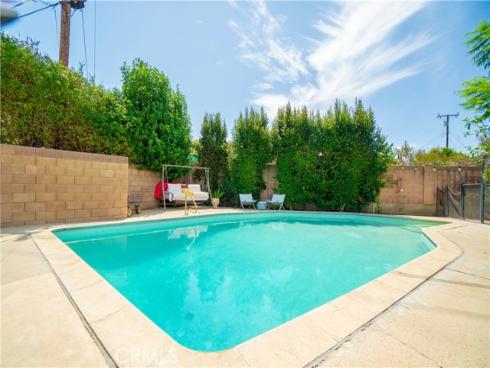 702 E Cumberland , Orange, CA