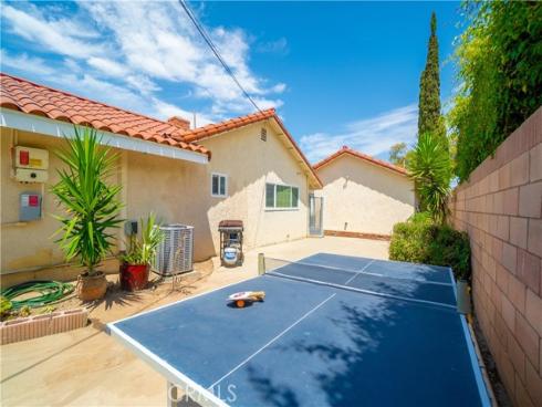 702 E Cumberland , Orange, CA