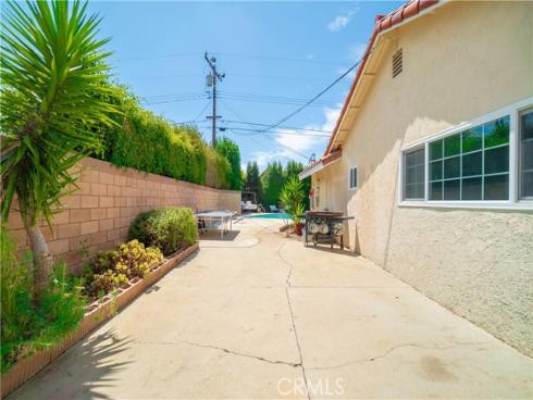 702 E Cumberland , Orange, CA