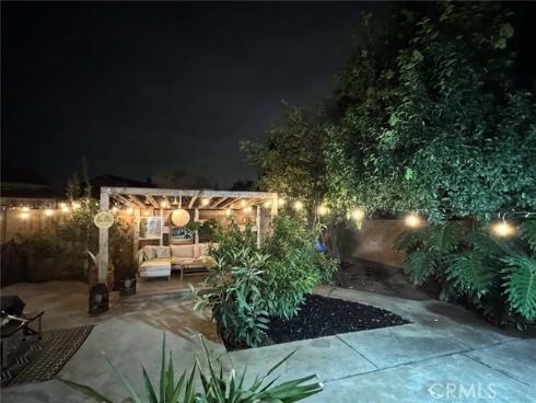 702 E Cumberland , Orange, CA
