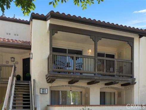 227 S Cross Creek D , Orange, CA