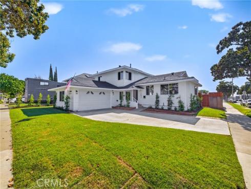 1482 N Grand  , Orange, CA