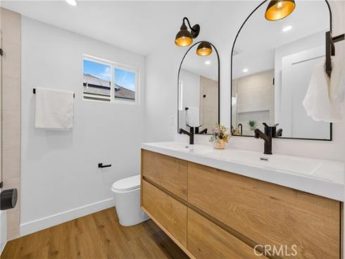 1482 N Grand  , Orange, CA