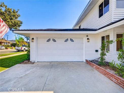1482 N Grand  , Orange, CA